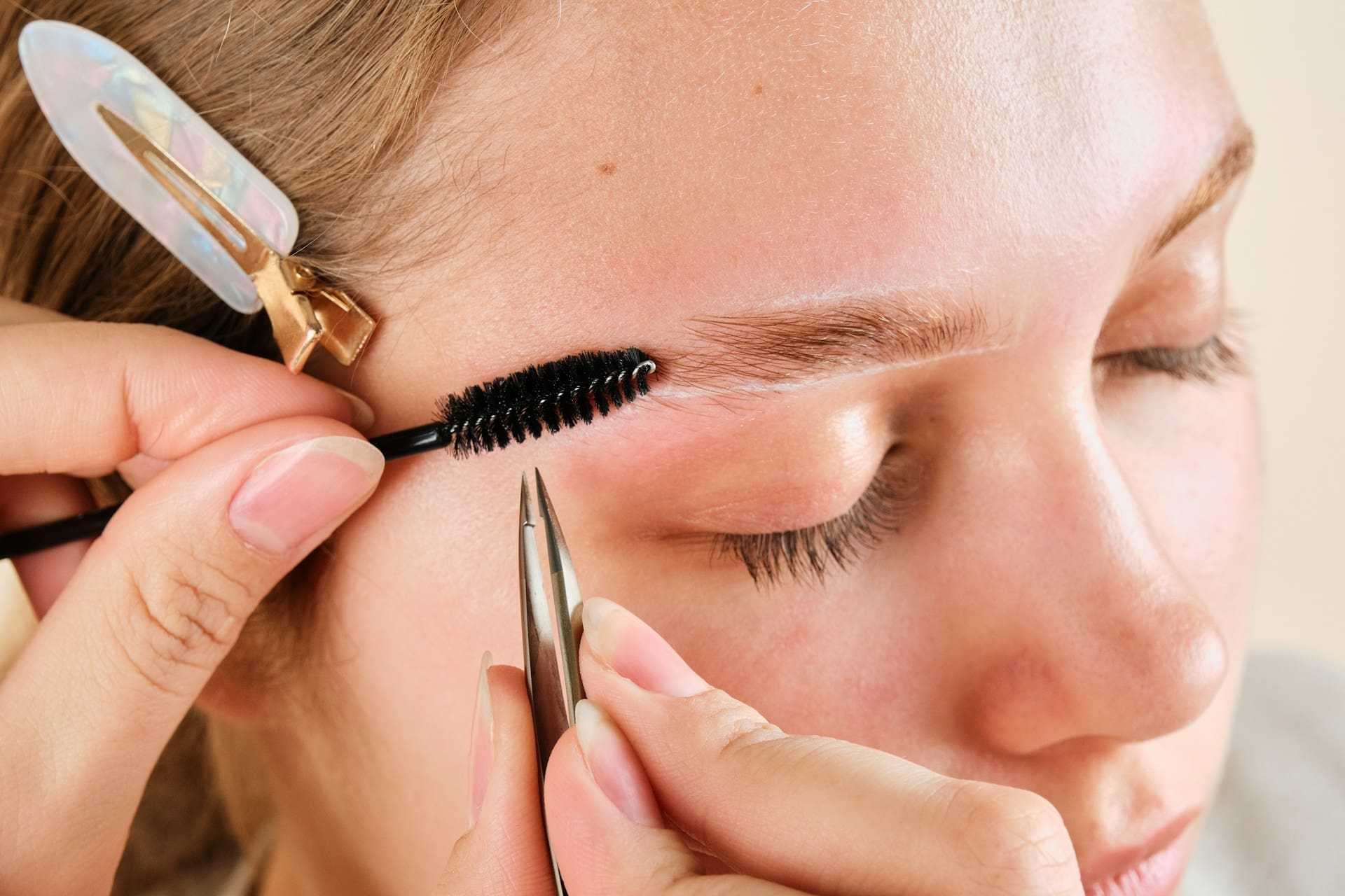 microbladed brows